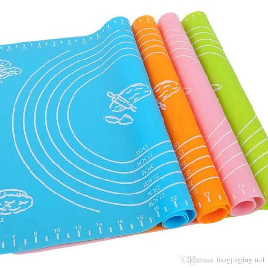 Silicone Pastry Mat – 14 Inch Round Non-stick Baking Mat With Measurements – Food-grade